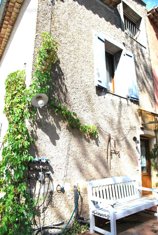 Maison à SALERNES