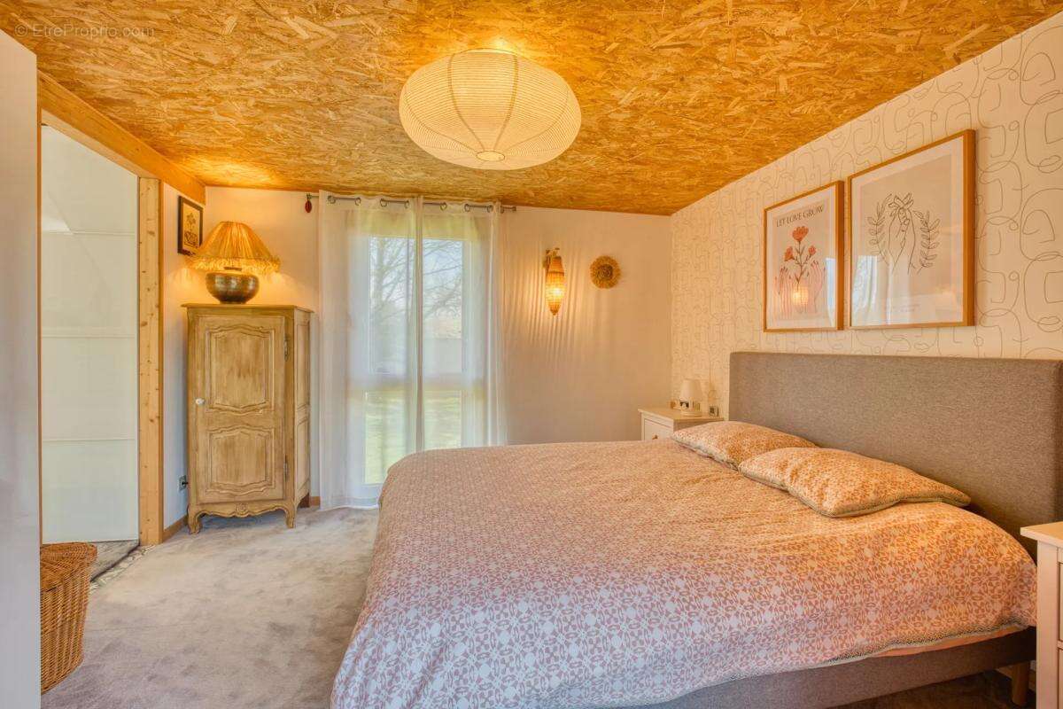 Maison à VINCEY