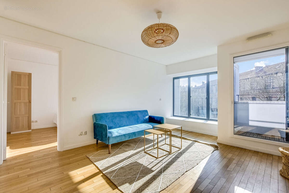 Appartement à PARIS-19E