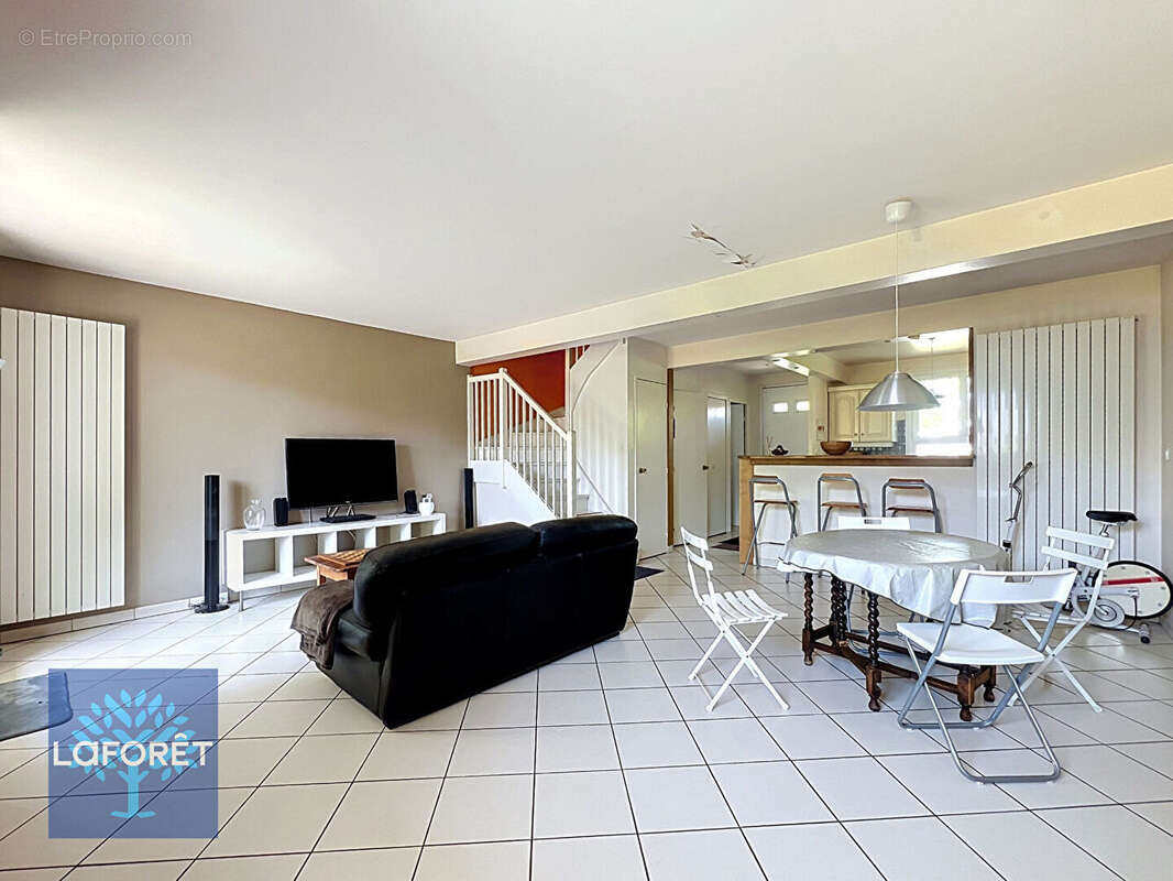 Maison Mennecy 5 pièce(s) 100m² - photo 4