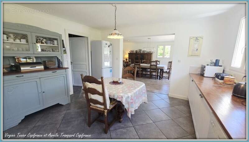 Maison à vendre 6 pièces VARAIZE (17) 4 chambres sur 1500m² de jardin clos avec garage - photo 9