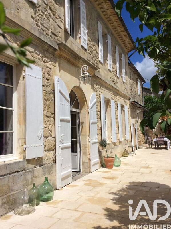 Photo 1 - Maison à VILLEFRANCHE-DE-LONCHAT