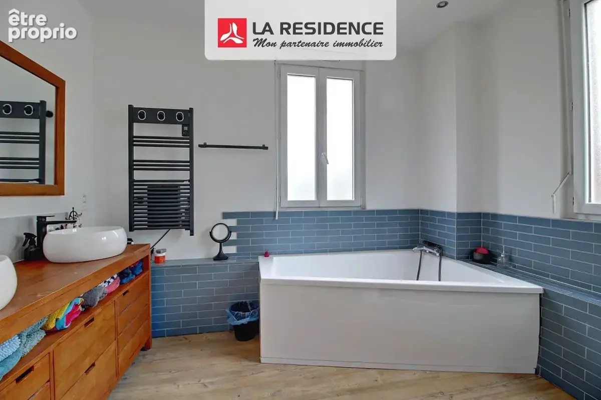 Maison 7 pièces 146 m² à vendre à Saint-Etienne-Du-Rouvray (76800) - photo 4