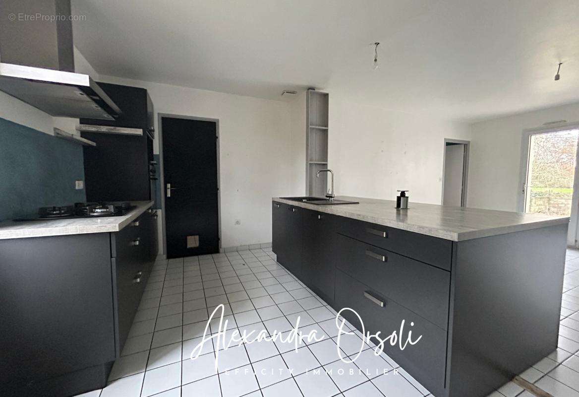 Maison à LANDERONDE