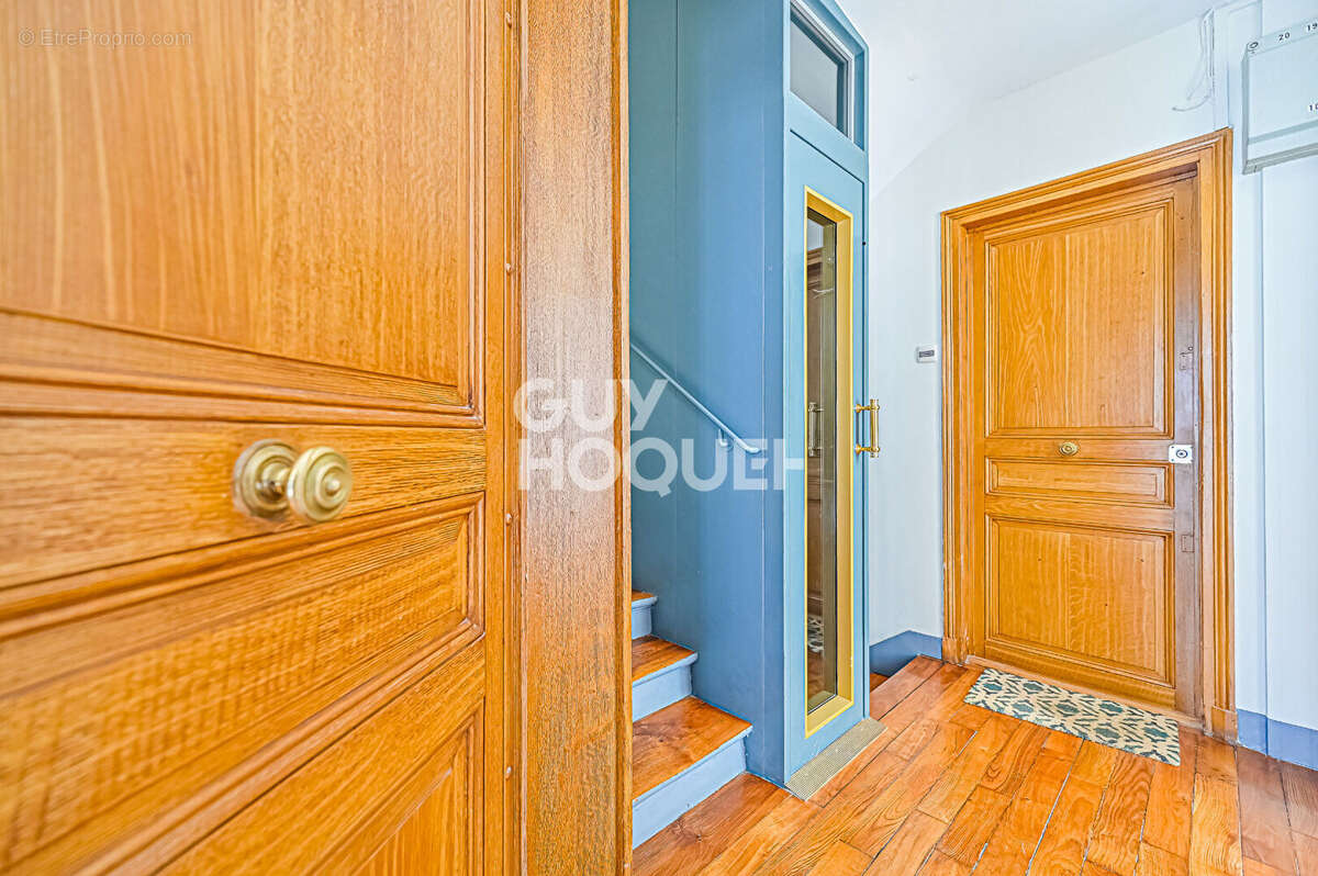 Appartement à PARIS-12E