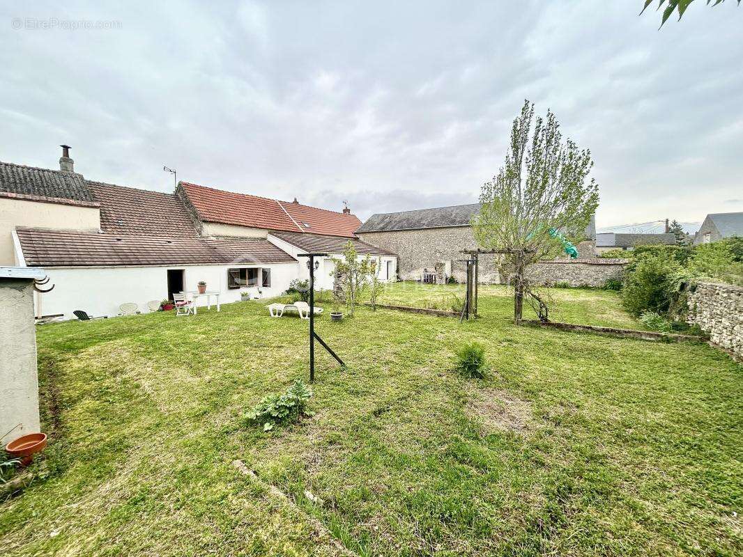 Maison à ANGERVILLE