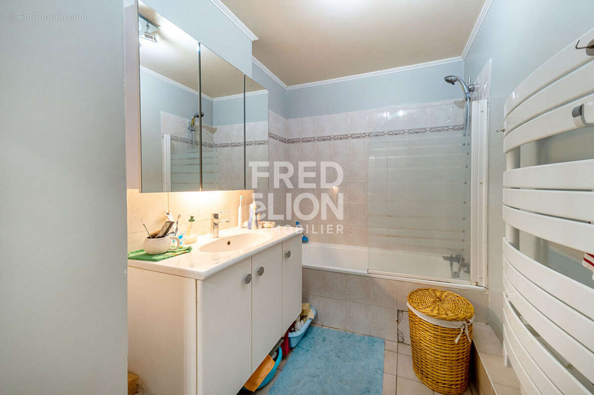 Appartement à PUTEAUX