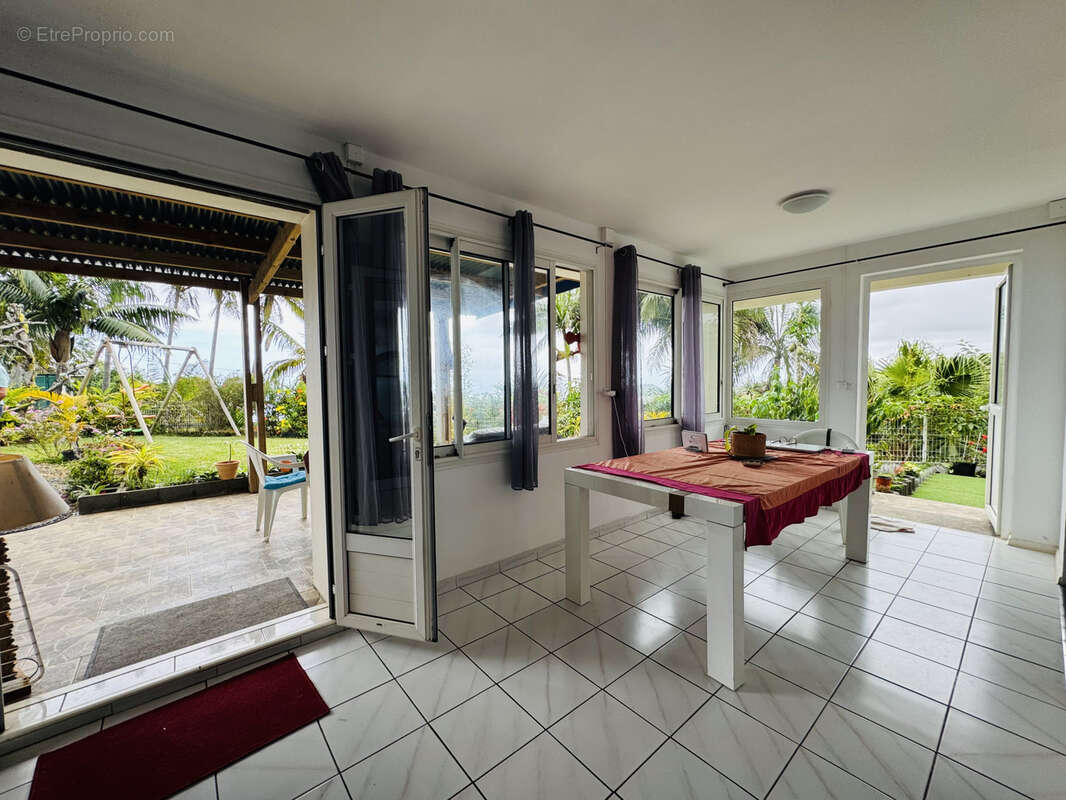 Maison à SAINT-JOSEPH