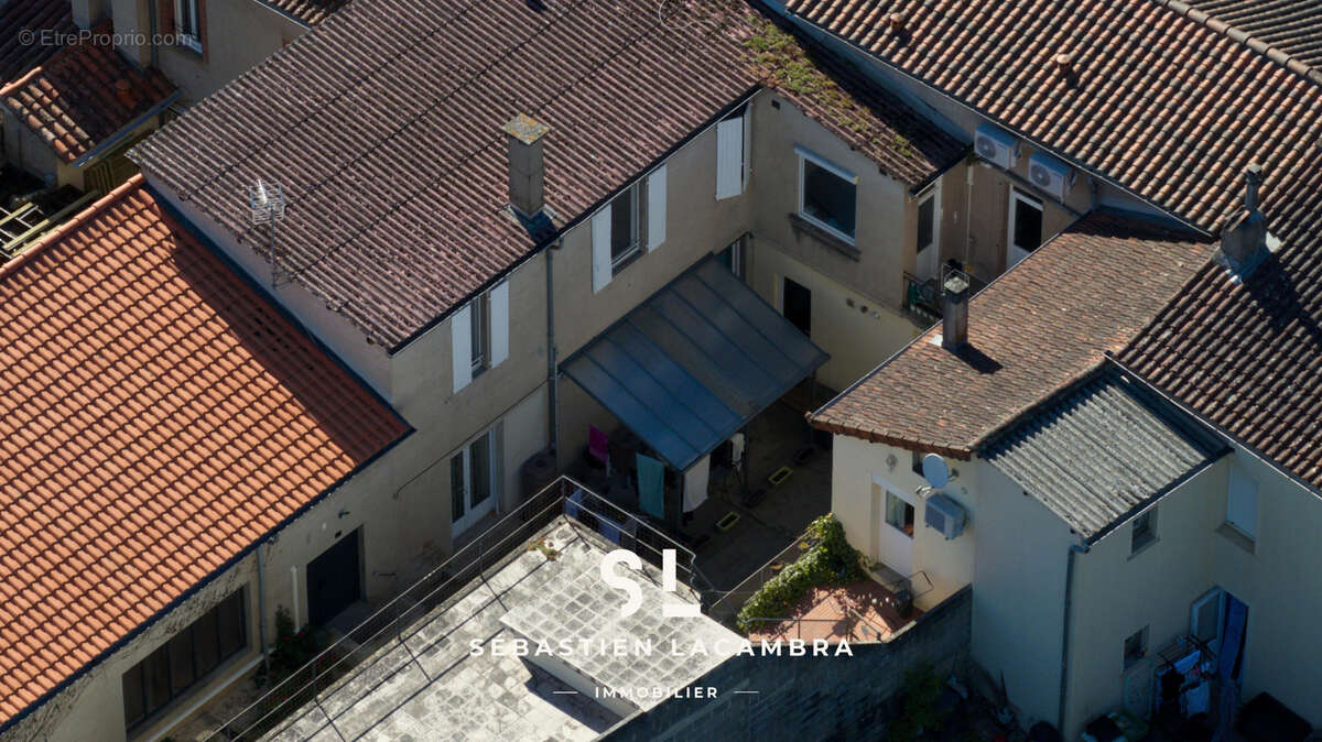 Appartement à SAINT-JUERY