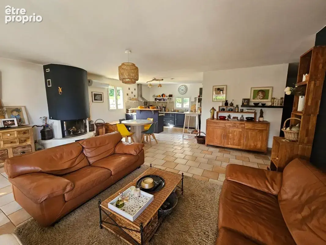 SUD ARDÈCHE – SAINT-PAUL-LE-JEUNE (07460) Coup de cœur assuré ! Charmante villa de plain-pied sans aucun travaux, sur grand terr - photo 5