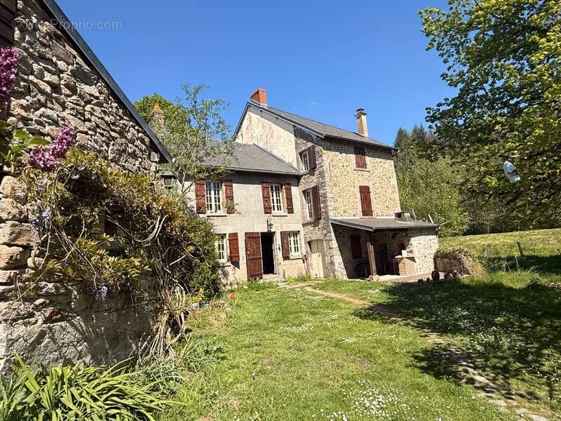 Maison à SAINT-VAURY