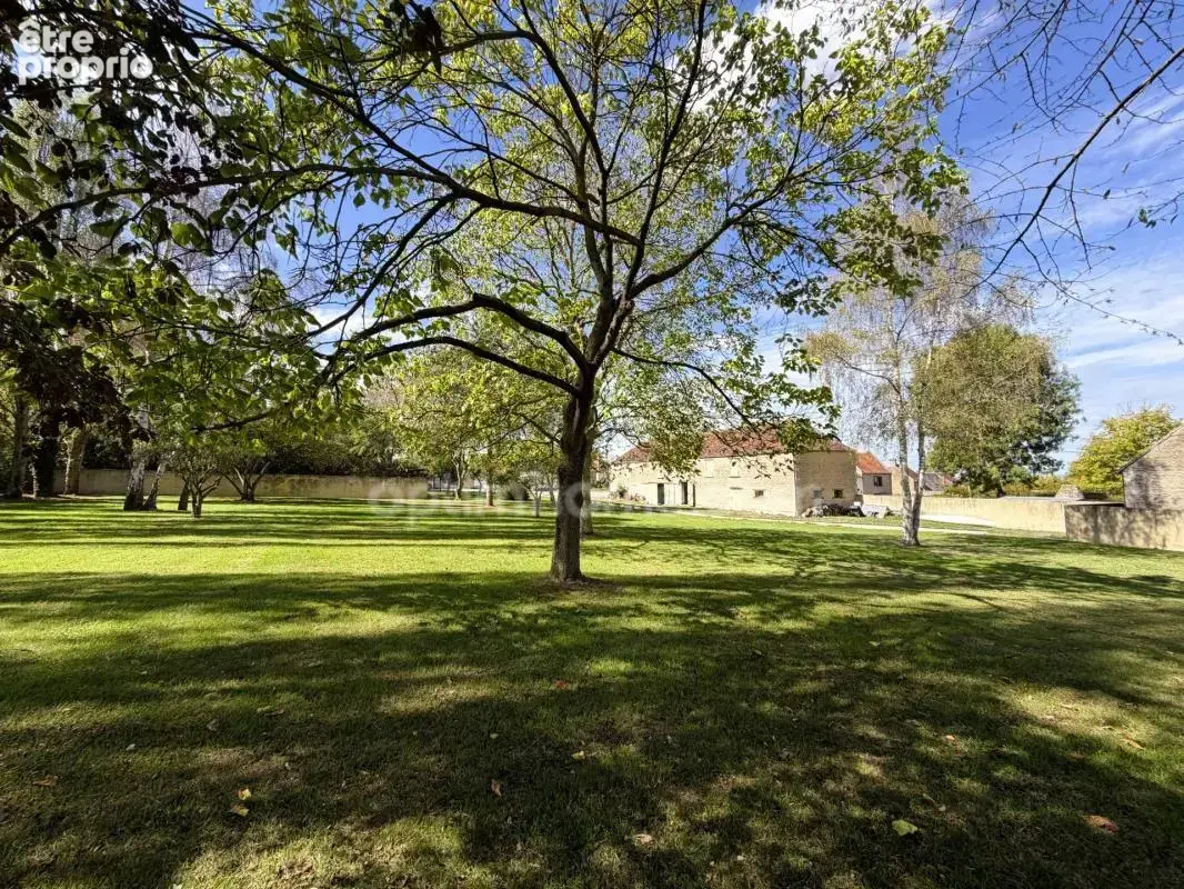 Belle propriété normande de caractère avec parc arboré de plus 3 500 m² et majestueuse bâtisse en pierre de Caen - Idéal projet  - photo 27
