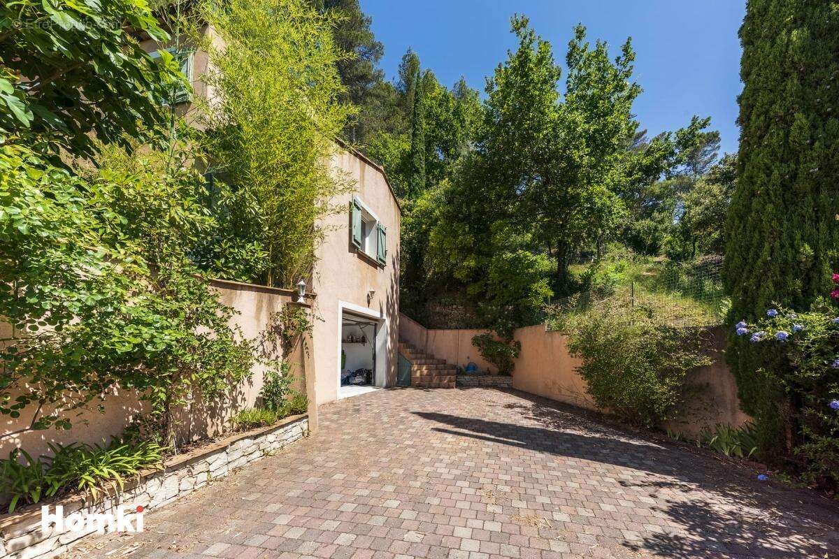 Maison à LE LUC