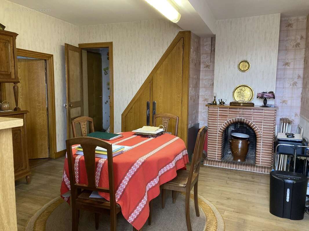 Maison à CHATILLON-SUR-THOUET