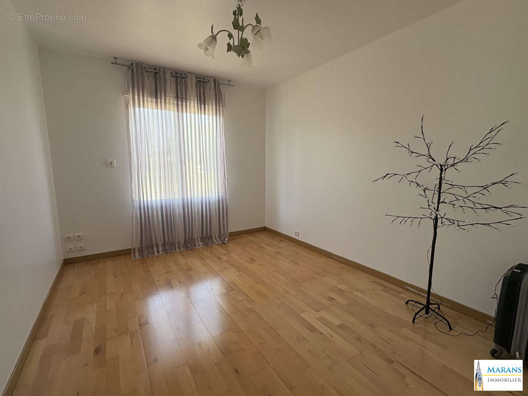Maison 121 m² à Marans  - photo 5