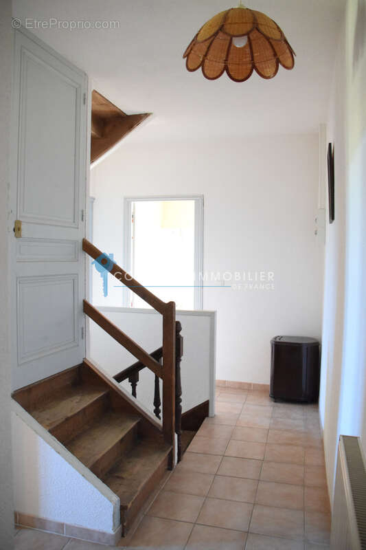 Dépt. 07 -  A VENDRE Secteur COUCOURON - Maison de maître de 160 m2 - Parcelles de 1.330 m2 - photo 15