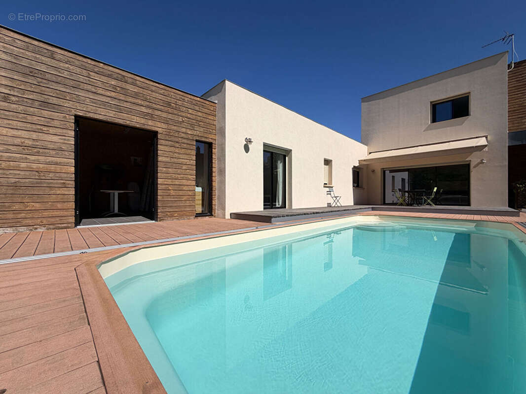 Maison à COULOUNIEIX-CHAMIERS
