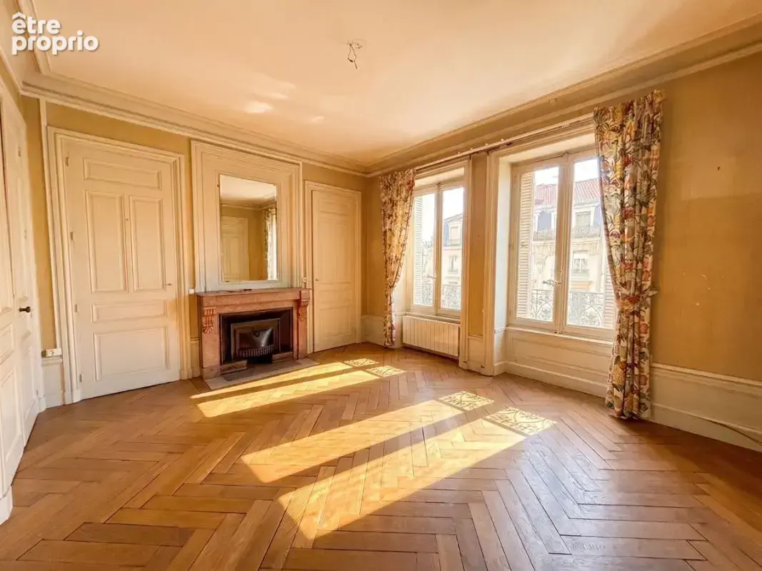 Appartement T3 de 79 m² - Secteur GAMBETTA - photo 3