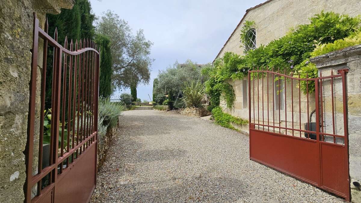 Maison à SAINT-ANDRE-DE-CUBZAC