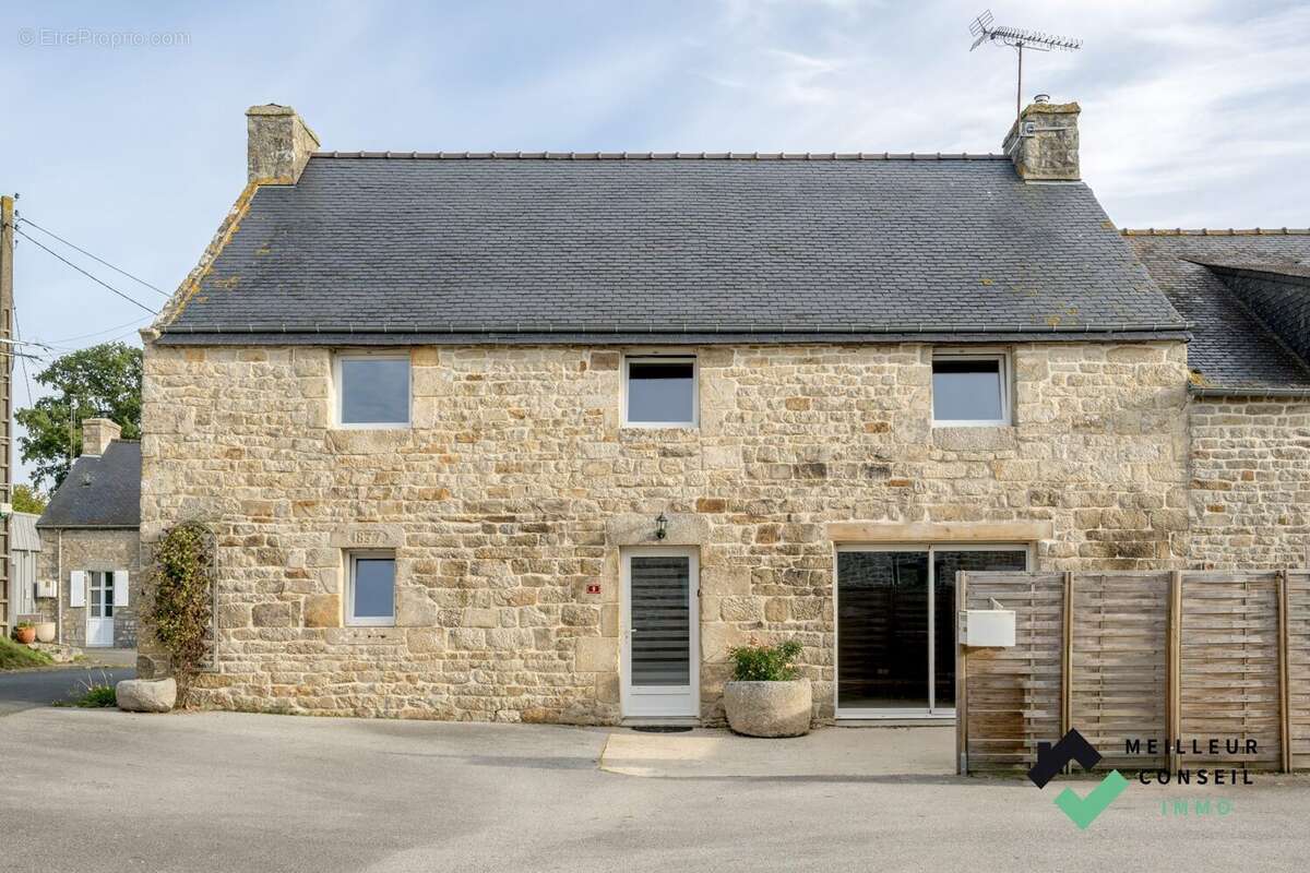 Maison à PLOEUC-SUR-LIE