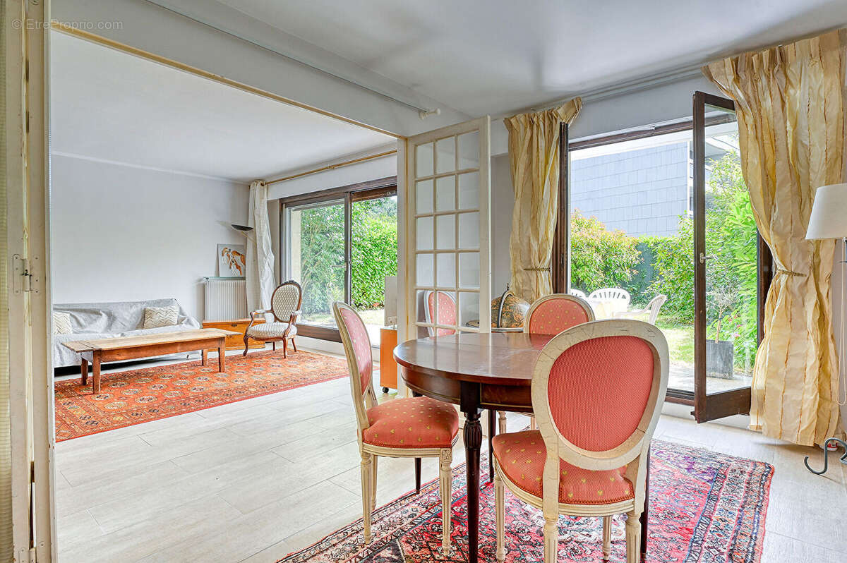 Appartement à VERSAILLES