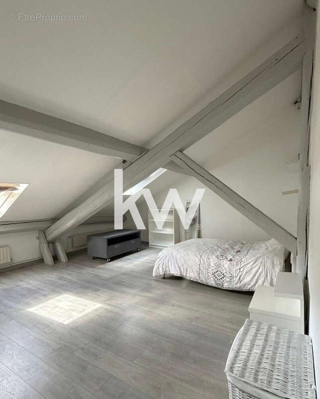 Appartement 182 m² à Saint-Etienne  - photo 7