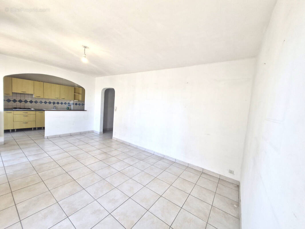 Appartement à LA VALETTE-DU-VAR