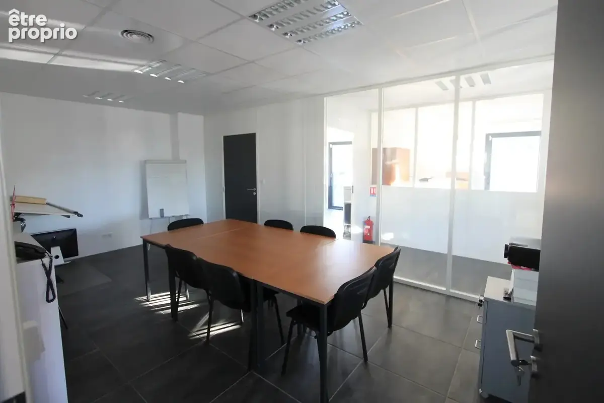 Local industriel/ bureaux/maison proche bergerac - photo 2