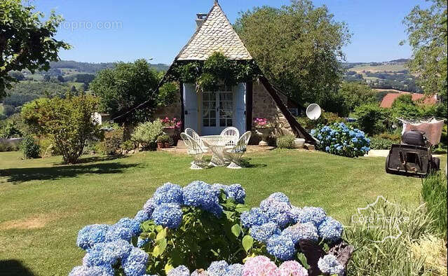 Maison à JUNHAC