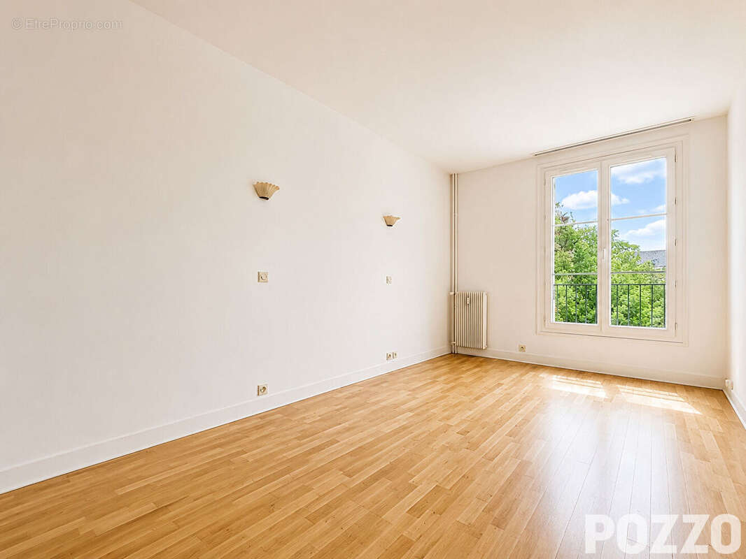 Appartement 3 pièces de 74 m² ? Rue Royale à Bayeux - photo 9