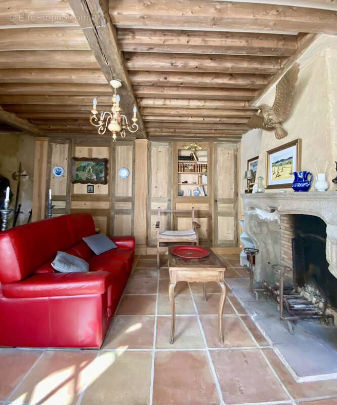 Maison à LES SALLES