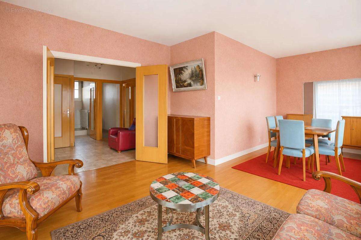 Maison à OULLINS