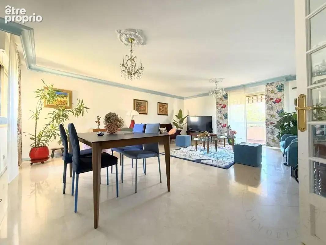 Appartement T4 de 108 m² - 3 Chambres - LYON 3 - photo 11