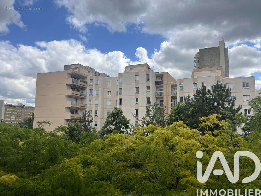 Photo 4 - Appartement à LYON-8E