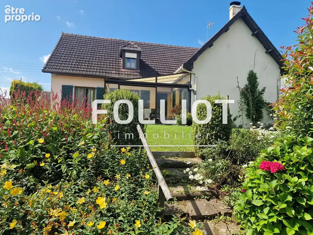 Photo Maison à Periers au prix de 223 500€