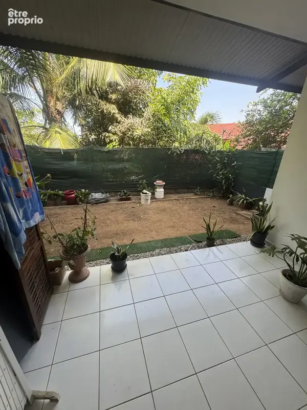 Appartement à REMIRE-MONTJOLY
