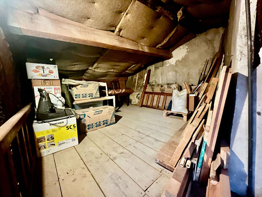 Appartement à L'ISLE-SUR-LA-SORGUE