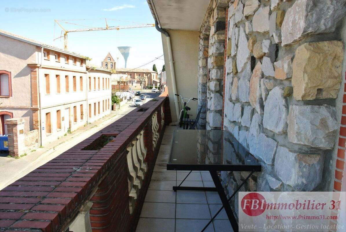 Photo 1 - Appartement à CASTELGINEST