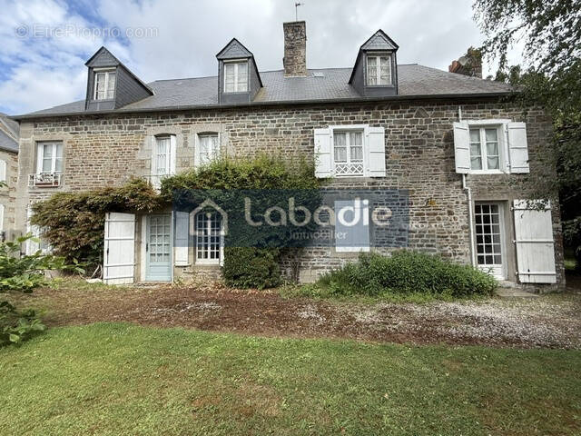 Maison à LANDELLES-ET-COUPIGNY
