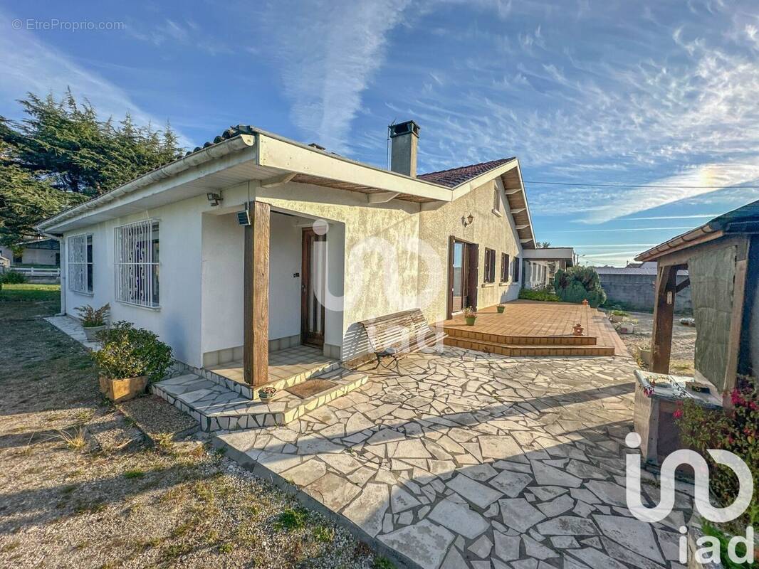 Photo 1 - Maison à CASTELNAU-DE-MEDOC