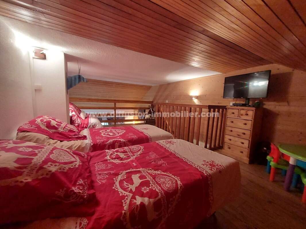 Appartement à LES THUILES