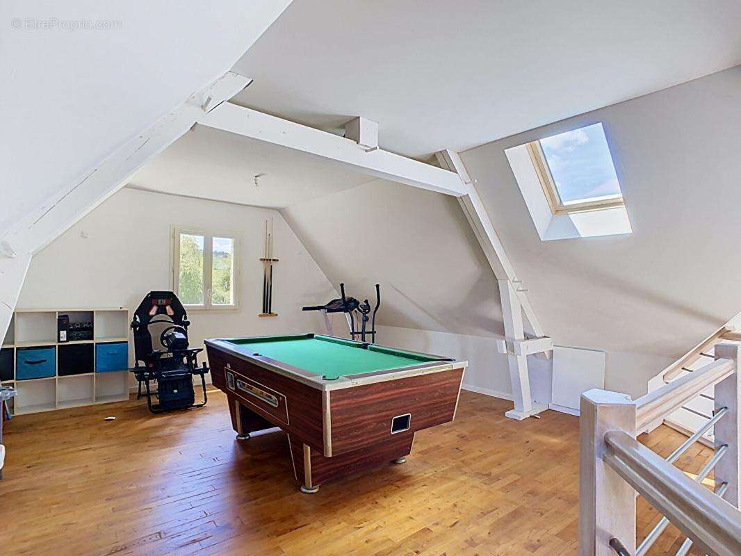 Belle propriété contemporaine avec piscine chauffée, dépendances et prestations de qualité - photo 13