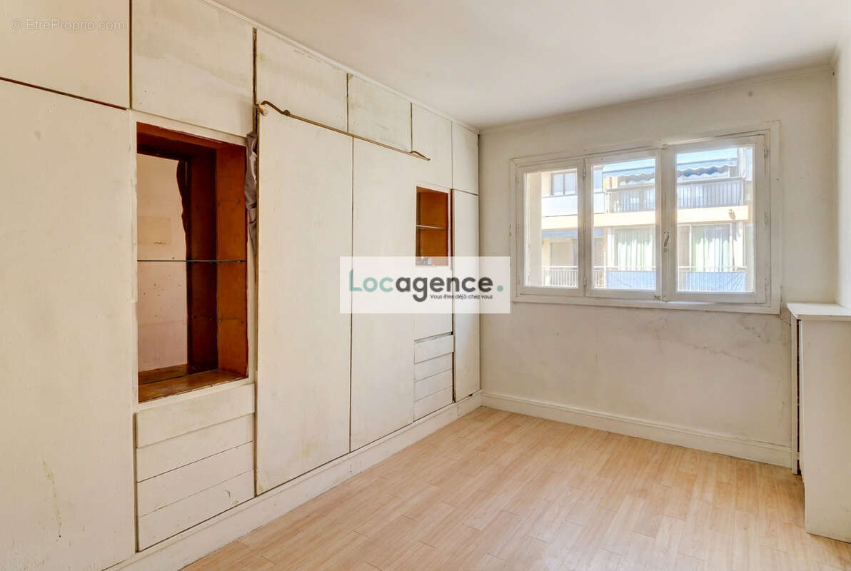 Appartement à MANDELIEU-LA-NAPOULE