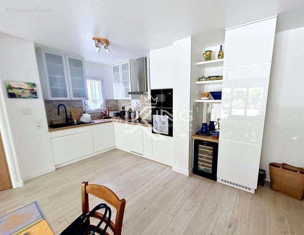 Appartement 75 m² à Saint-Raphael  - photo 5