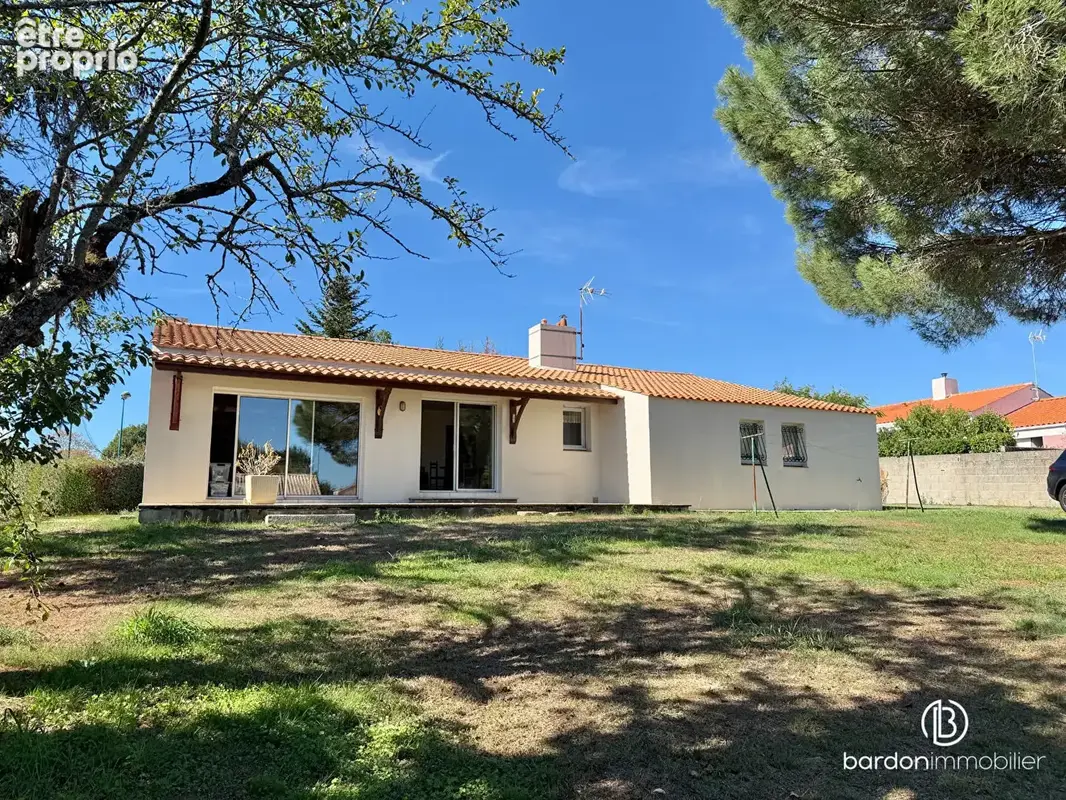 Maison 6 pièces - 140 m² - Centre ville de La Garnache - photo 15
