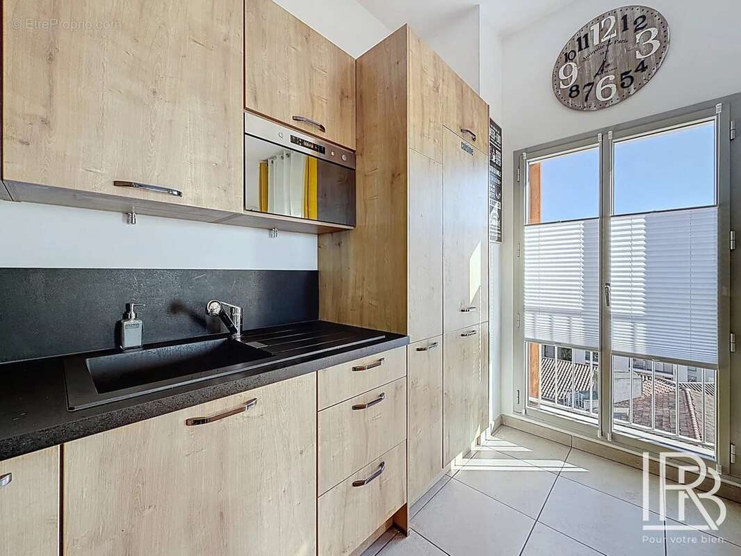 Appartement à MARSEILLE-2E