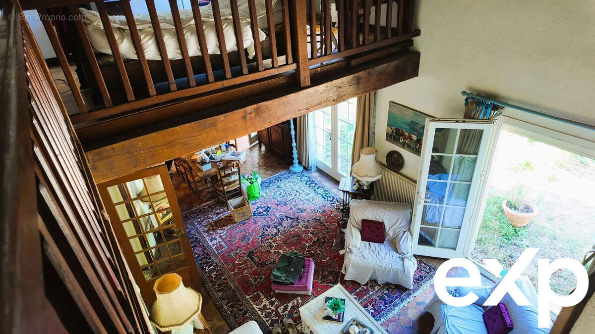 Maison à CLAIREFONTAINE-EN-YVELINES