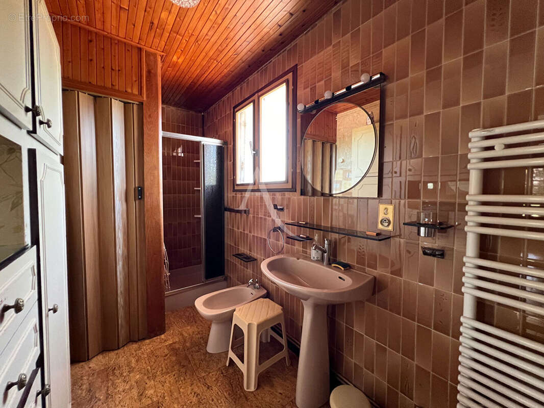 Maison Saint Hilaire La Foret 5 pièce(s) 114 m2 - photo 9