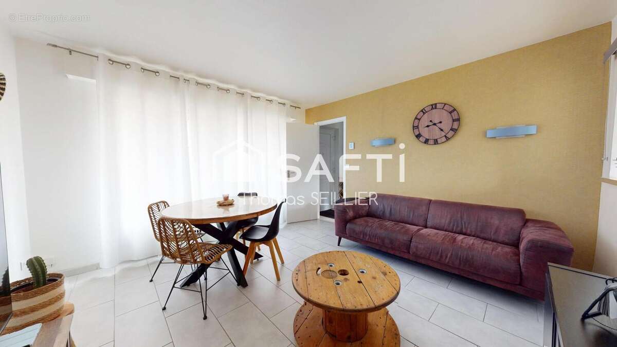 Photo 3 - Maison à CROIX