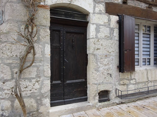 Maison à LAUZERTE
